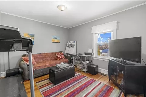 24 Valley St, Fall River, MA 02724 photo 14