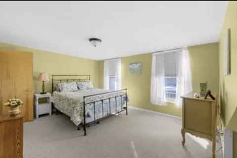 24 Valley St, Fall River, MA 02724 photo 16