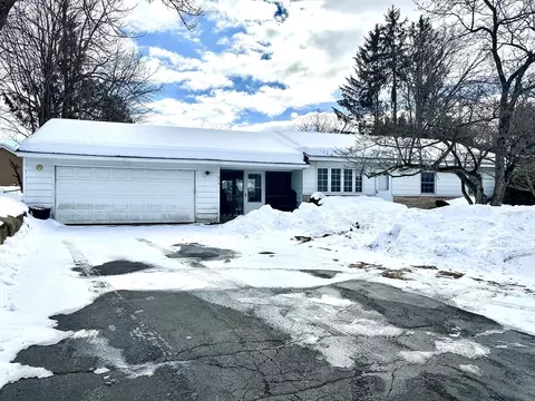 310 Palmer Rd, Ware, MA 01082