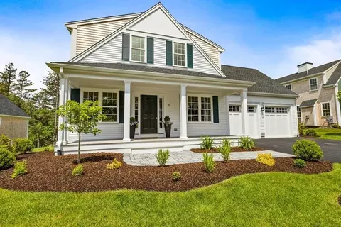 31 Preservation Way, Plymouth, MA 02360