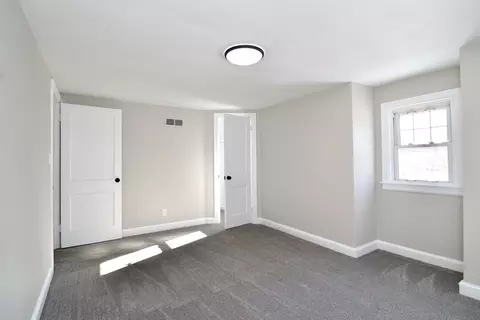1088 Sumner Ave, Springfield, MA 01118 photo 30