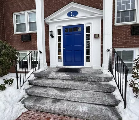 6 Sinai Cir #C, Chelmsford, MA 01824