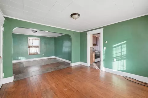 Living - 57-59 Martha St, Springfield, MA 01151 photo 3 of 5