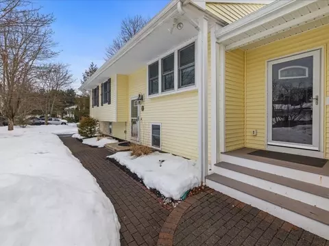 7 Pierce Rd, Marshfield, MA 02050 photo 4
