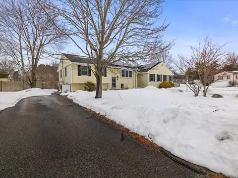 7 Pierce Rd, Marshfield, MA 02050 photo 2