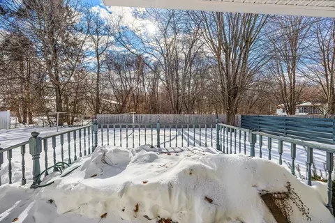 35 Silvin Rd, Chicopee, MA 01013 photo 25
