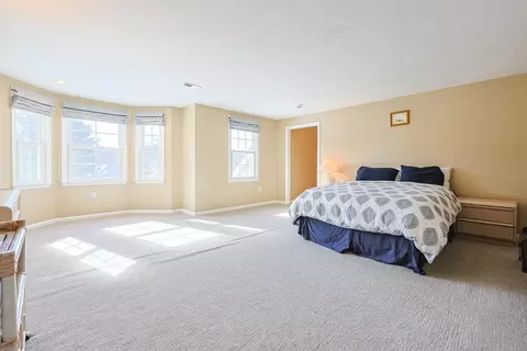 18 Bubbling Brook Rd, Franklin, MA 02038 photo 24