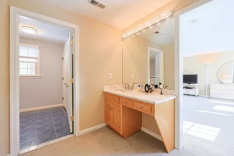 18 Bubbling Brook Rd, Franklin, MA 02038 photo 26