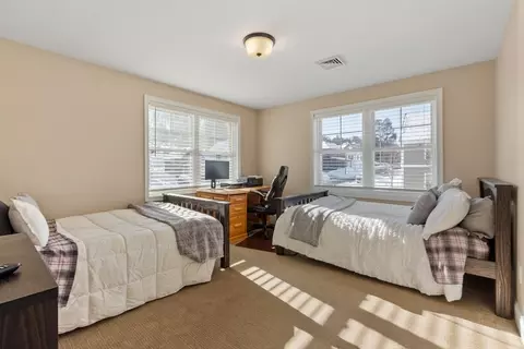 Bedroom - 2 Eagle Nest #B6-2, Clinton, MA 01510 photo 4 of 6