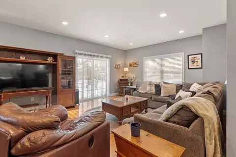 Living - 2 Eagle Nest #B6-2, Clinton, MA 01510 photo 1 of 1