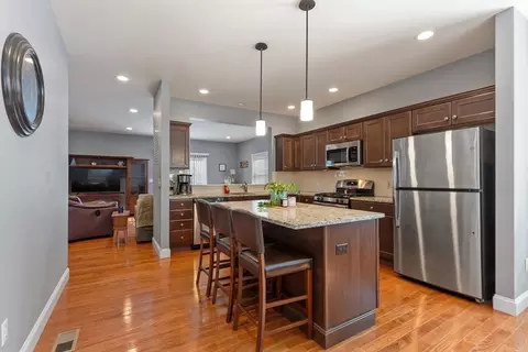 Kitchen - 2 Eagle Nest #B6-2, Clinton, MA 01510 photo 2 of 3