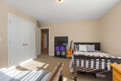 Bedroom - 2 Eagle Nest #B6-2, Clinton, MA 01510 photo 3 of 6