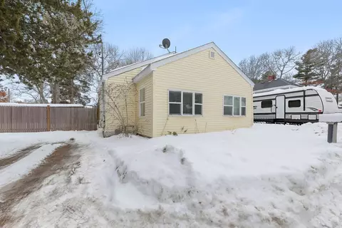 60 Martin, Buzzards Bay, MA 02532 photo 3
