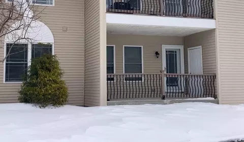216 Reservoir St #107, Holden, MA 01520