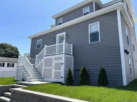 150 Rumney Rd, Revere, MA 02151