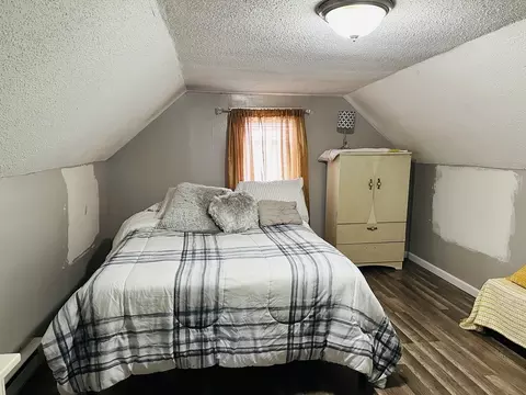 42 Marquette St, Springfield, MA 01104 photo 15