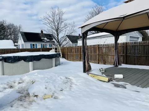 42 Marquette St, Springfield, MA 01104 photo 24