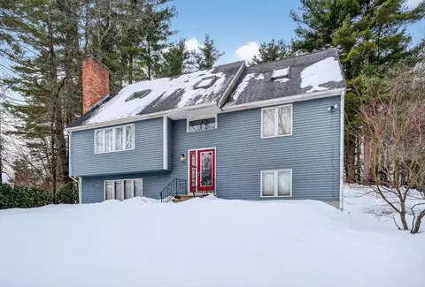 106 School St, Northborough, MA 01532