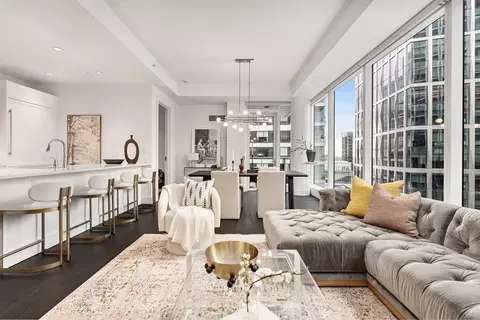 22 Liberty Dr #8H, Boston, MA 02210
