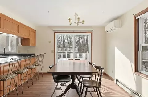 277 West St, Barre, MA 01005 photo 6