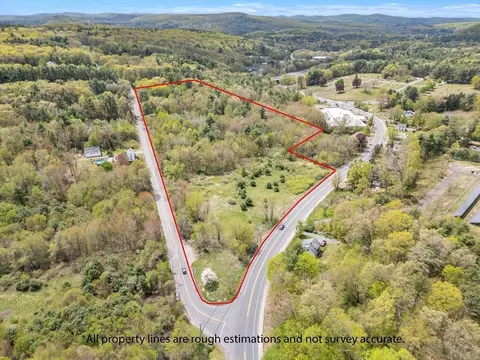 101 Ware St, Palmer, MA 01069