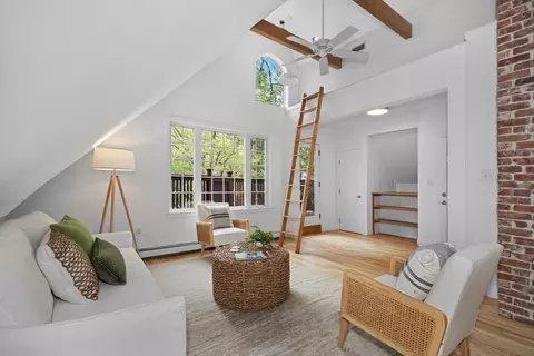 87 Holworthy St #-, Cambridge, MA 02138