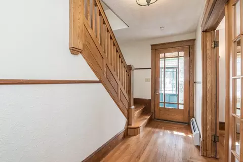 Entry Way - 2 Oak St, Easthampton, MA 01027 photo 2 of 3