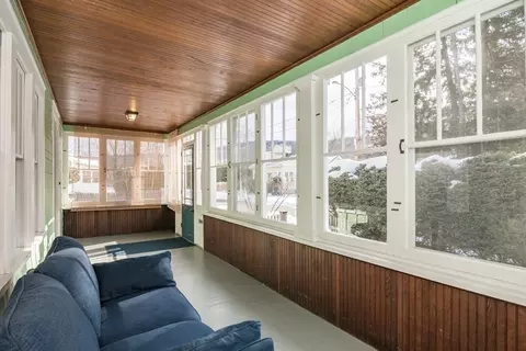 Exterior - 2 Oak St, Easthampton, MA 01027 photo 5 of 15