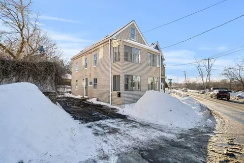 23 River St, Salem, MA 01970