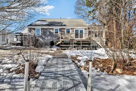 Exterior - 83 Lake Dr, Barnstable, MA 02632 photo 6 of 9