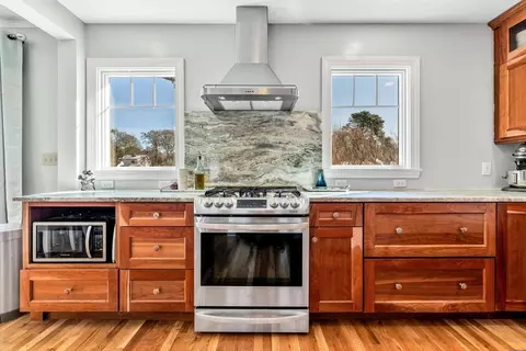Kitchen - 83 Lake Dr, Barnstable, MA 02632 photo 2 of 3