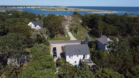 145 South St, Yarmouth, MA 02664