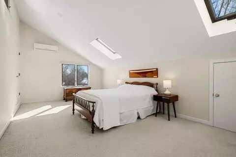 Bedroom - 21 Kenneth Rd, Marblehead, MA 01945 photo 4 of 5