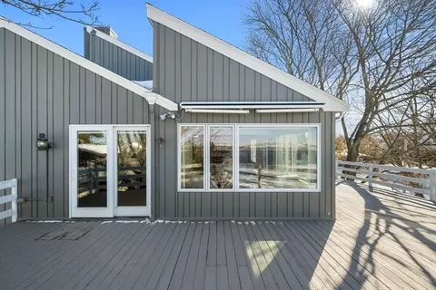 Exterior - 21 Kenneth Rd, Marblehead, MA 01945 photo 2 of 4