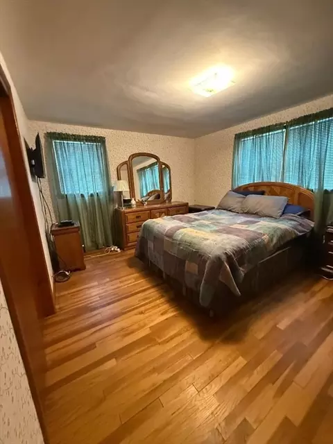 Bedroom - 228 Acrebrook Rd, Springfield, MA 01129 photo 2 of 6