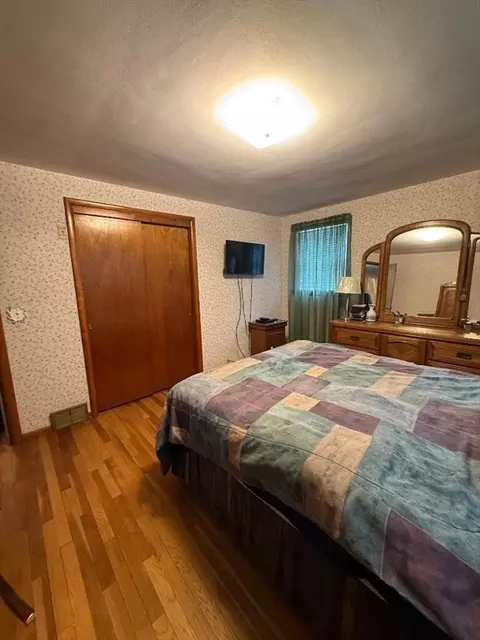 Bedroom - 228 Acrebrook Rd, Springfield, MA 01129 photo 3 of 6