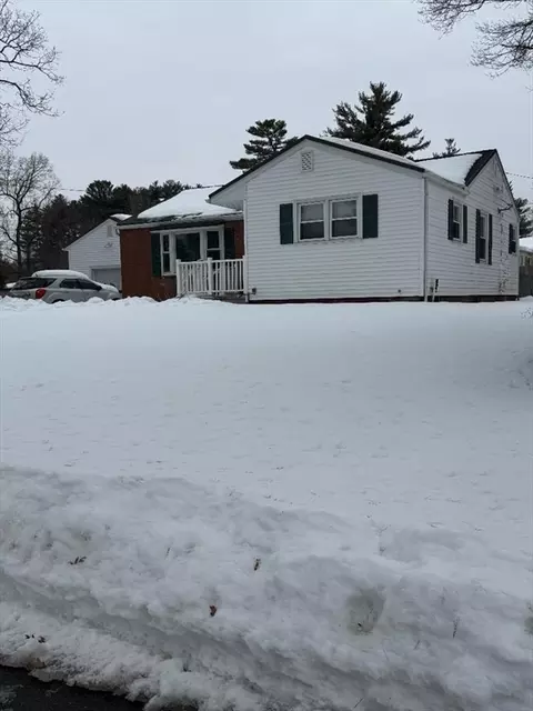 228 Acrebrook Rd, Springfield, MA 01129