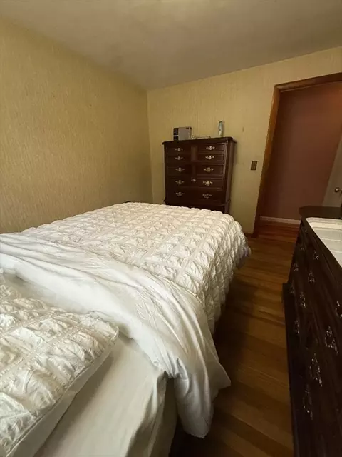 Bedroom - 228 Acrebrook Rd, Springfield, MA 01129 photo 4 of 6