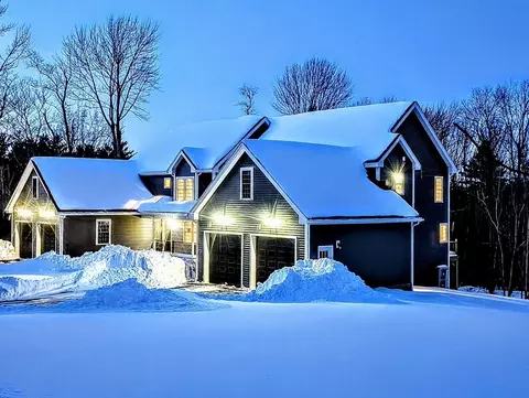 72 Cottage Ln # B, Templeton, MA 01468