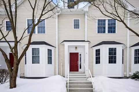 555 Main St #11, Woburn, MA 01801