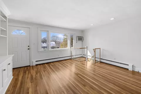 30 Haley Rd #1, Marblehead, MA 01945 photo 2