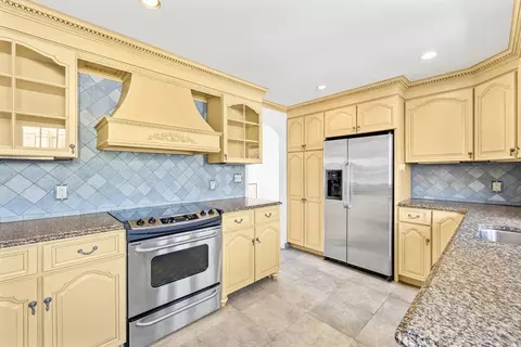30 Haley Rd #1, Marblehead, MA 01945 photo 5