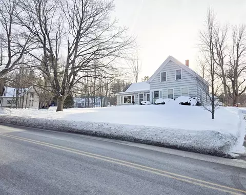93 High St, Winchendon, MA 01475