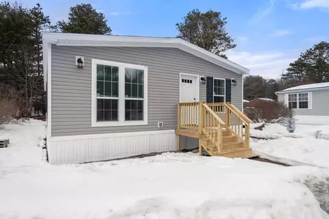 36 Cheryl Ln, Carver, MA 02330