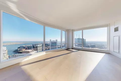 240 Devonshire St #5508, Boston, MA 02110