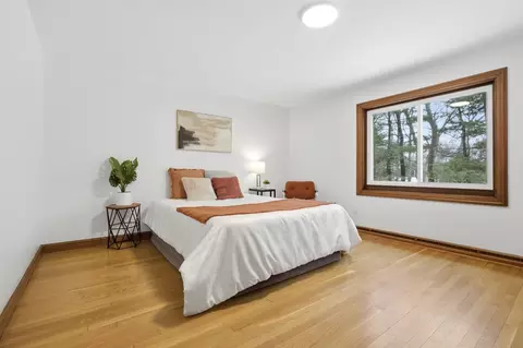 Bedroom - 5 Crest Dr W, Dover, MA 02030 photo 1 of 4