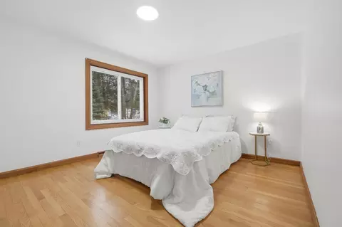 Bedroom - 5 Crest Dr W, Dover, MA 02030 photo 3 of 4