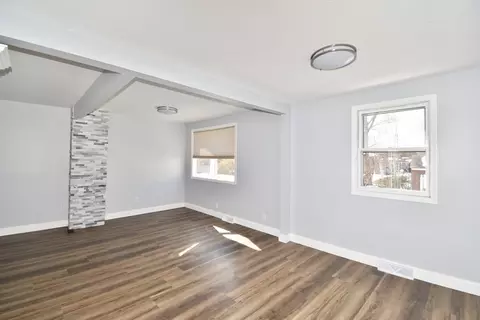 76 Joy St, Chicopee, MA 01013 photo 11