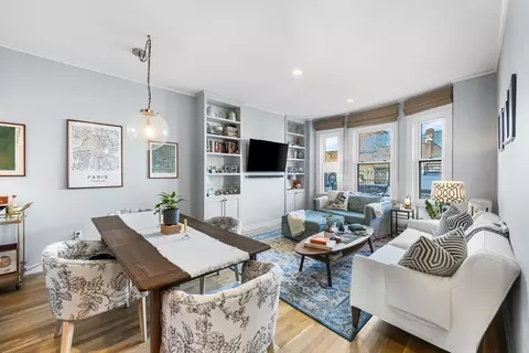 106 Myrtle St #8, Boston, MA 02114