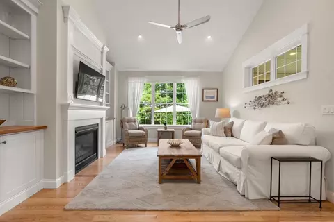 40 Danforth Ln #40, Plymouth, MA 02360